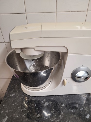 Kenwood chef food mixer - chef, km310
